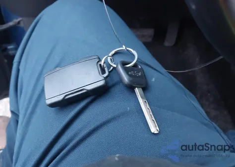 2015 Chevrolet Silverado 1500 1Lt from USA, damaged, VIN 3GCUKREH9FG167279